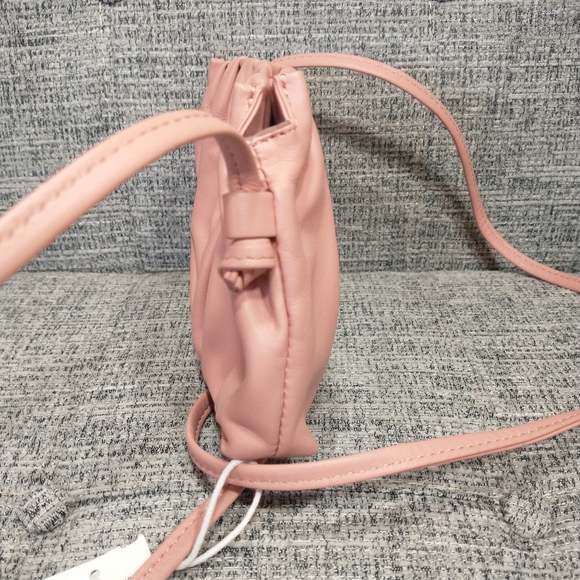 ELLEME WOMEN'S MINI VAGUE CROSS BODY BAG COLOR POWDER PINK NEW WITH TAG - Picture 8 of 16